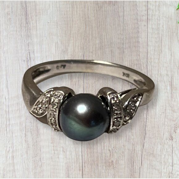 10k White Gold 9mm Grey Tahitian Pearl and Diamond Ring - Picture 2 of 15